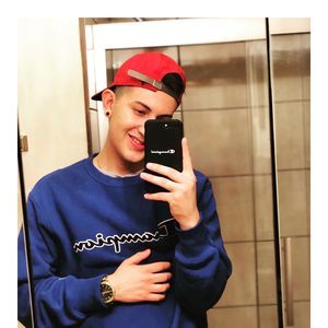 Meet your Posher, Christian